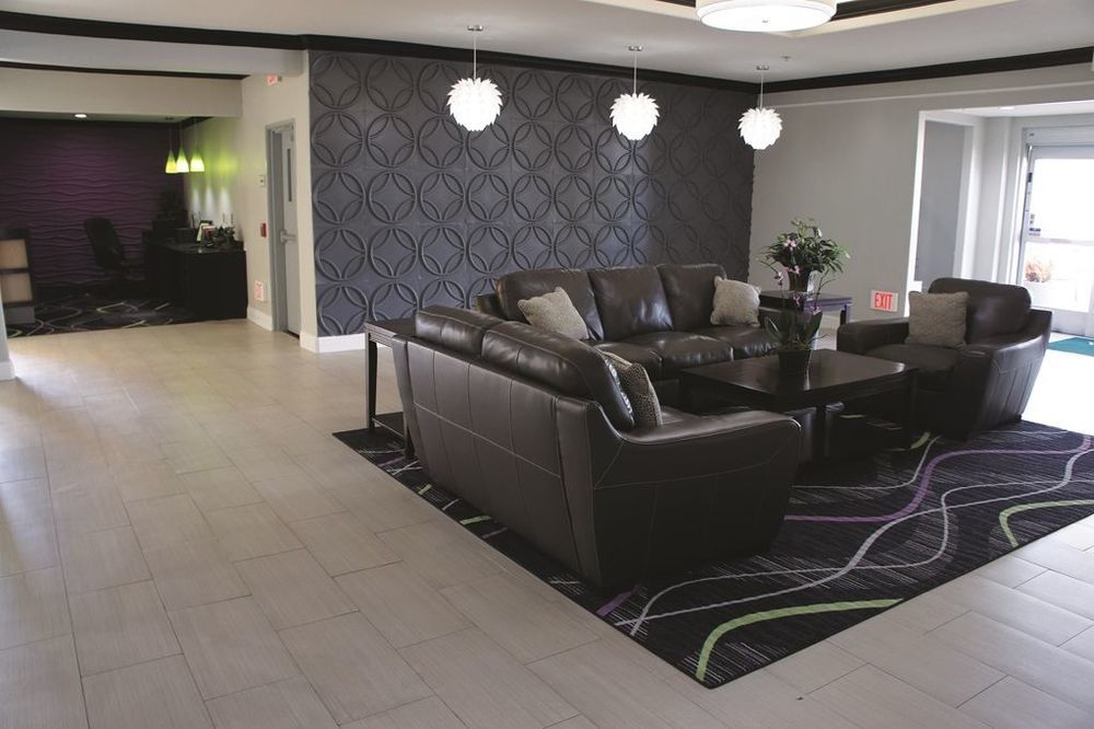 Palacio Royale Inn Signature Katy Interiør bilde